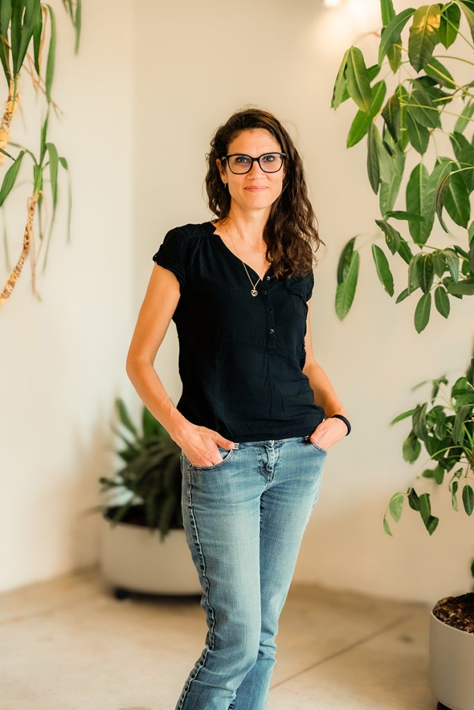 Alexandra Pirondeau, directrice artistique et artiste peintre