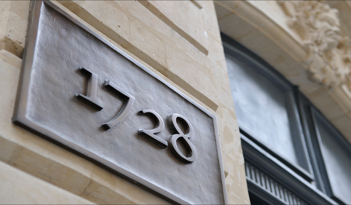 signaletique-restaurant-gastronomique-1728