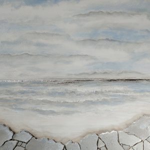 Peinture contemporaine représentant un paysage rocheux dans des tons gris et bleutés